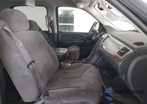 2009 Cadillac Escalade Esv Luxury from USA, damaged, VIN 1GYFK962X9R100109